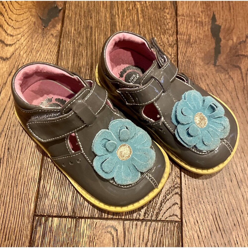 Livie and Luca Grey Blossom Shoes - Size 7 toddler